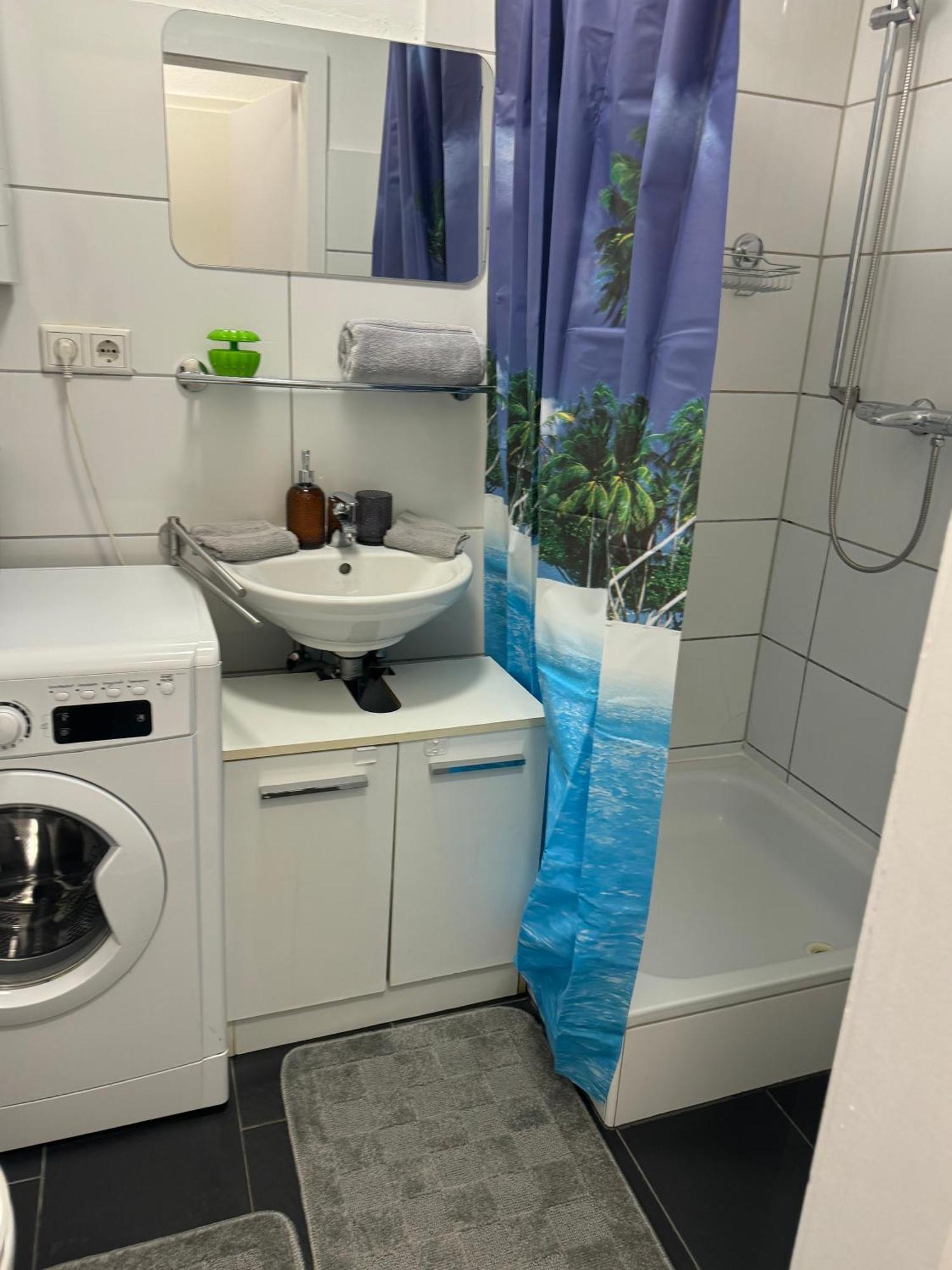 M&Bluxux Apartaments Krefeld Bagian luar foto